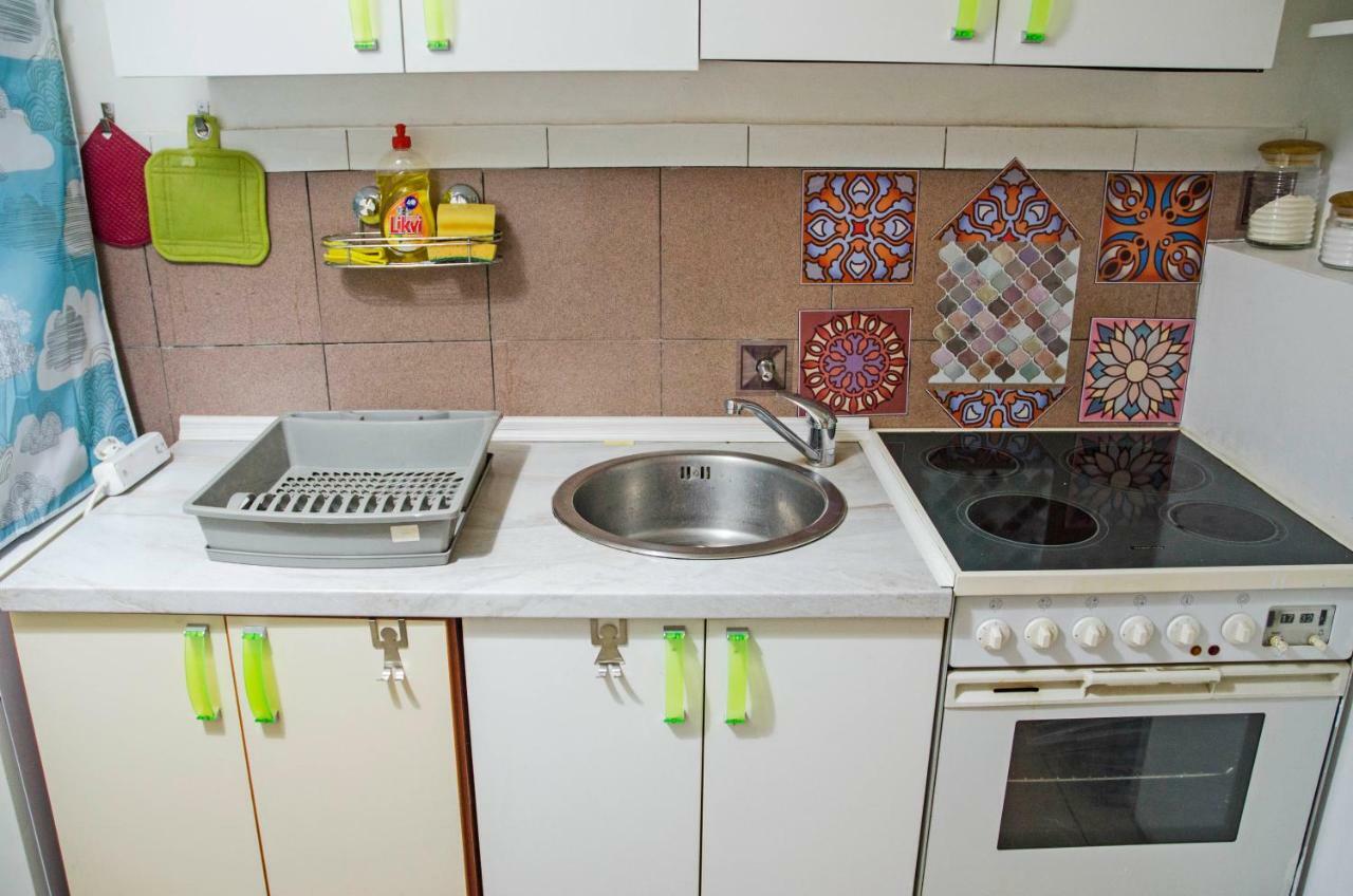 Rooms And Apartment Veral-Ka Карловаць Екстер'єр фото